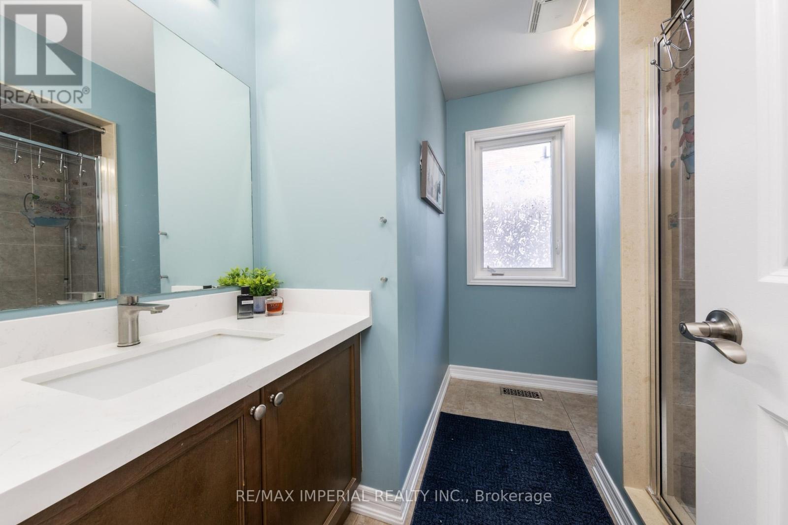 201 Shirrick Drive, Richmond Hill, Ontario  L4E 4Y4 - Photo 33 - N13240028