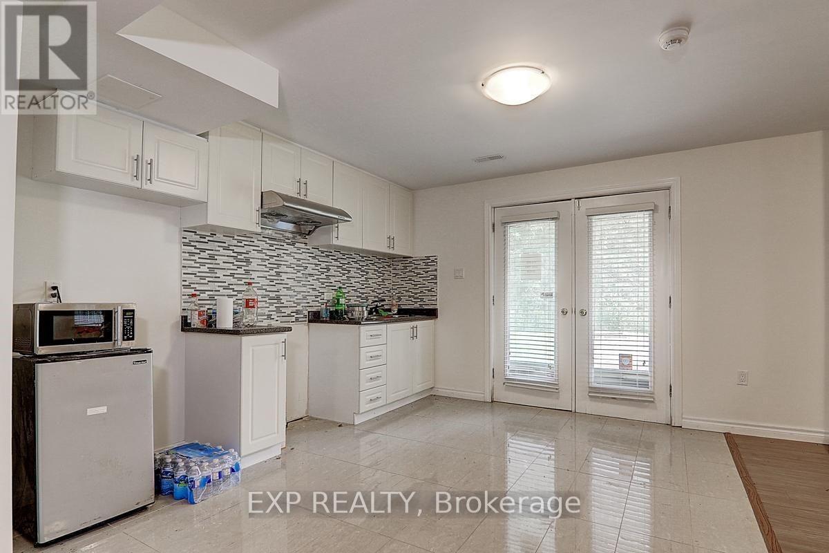2768 Davis Drive, East Gwillimbury, Ontario  L3Y 4W1 - Photo 17 - N13240030