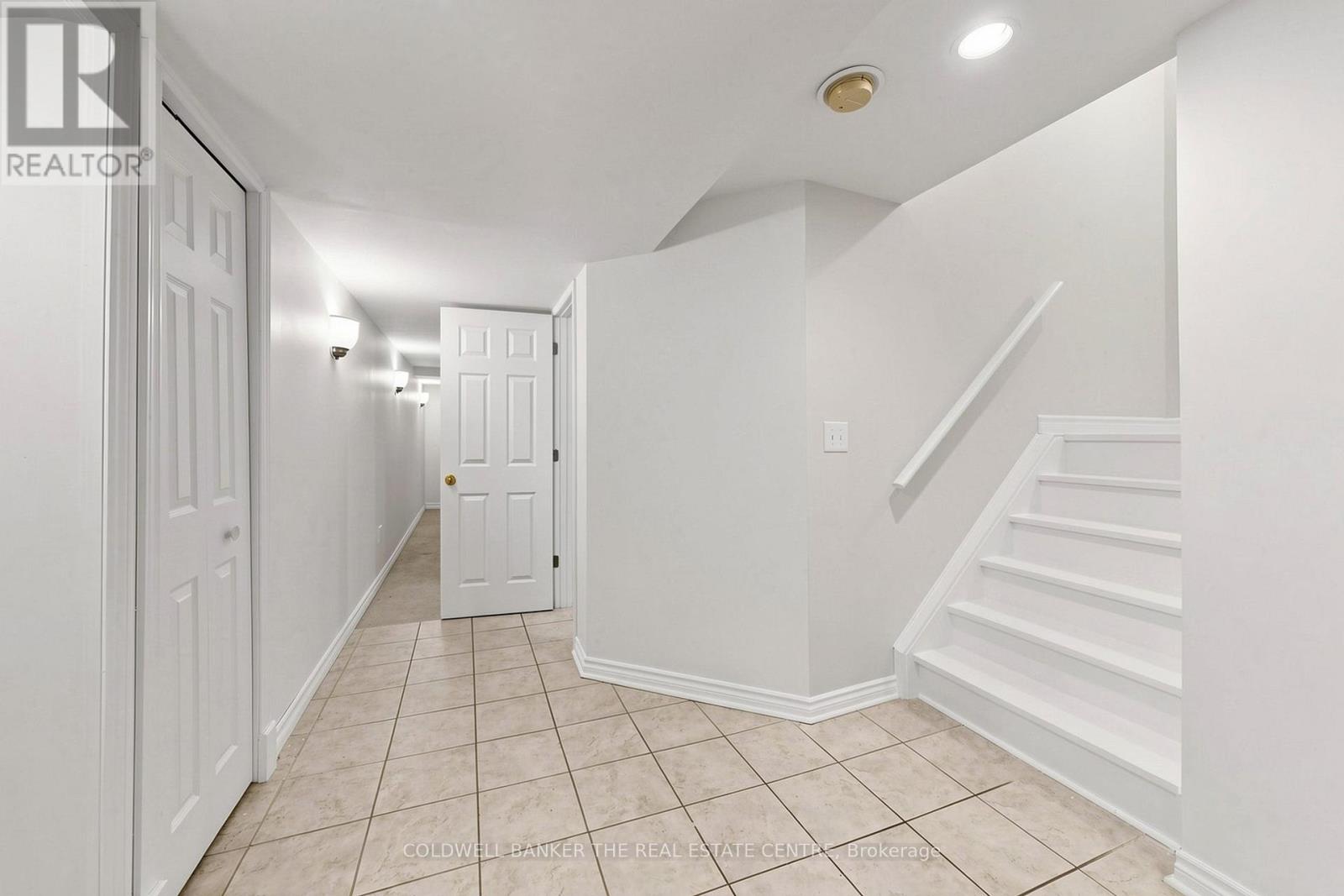 352 Coachwhip Trail, Newmarket (Woodland Hill), Ontario  L3X 2R6 - Photo 28 - N13240046