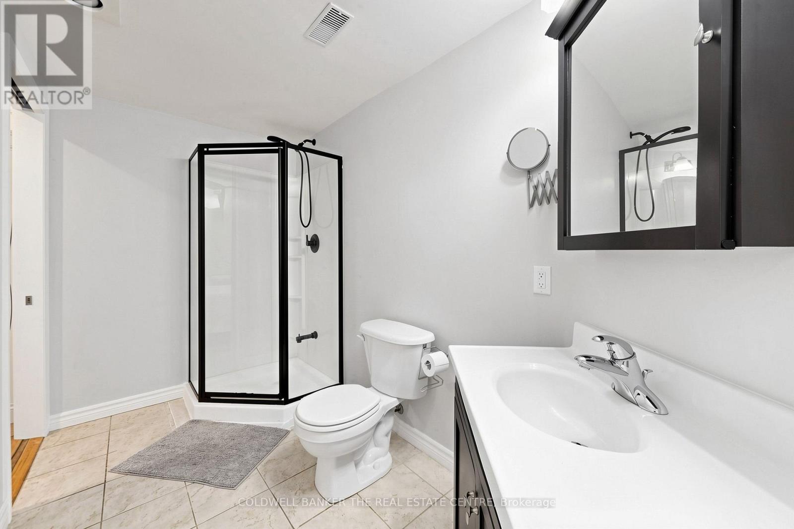 352 Coachwhip Trail, Newmarket (Woodland Hill), Ontario  L3X 2R6 - Photo 31 - N13240046