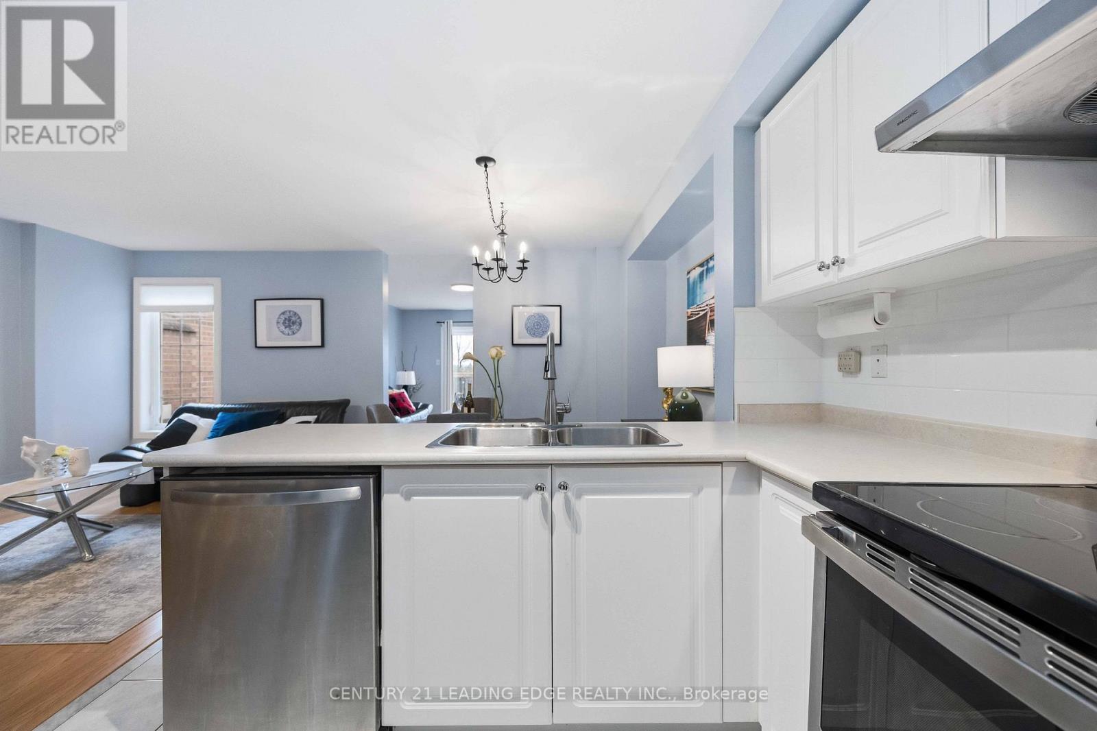 54 Redkey Drive, Markham, Ontario  L3S 4R6 - Photo 25 - N13240068