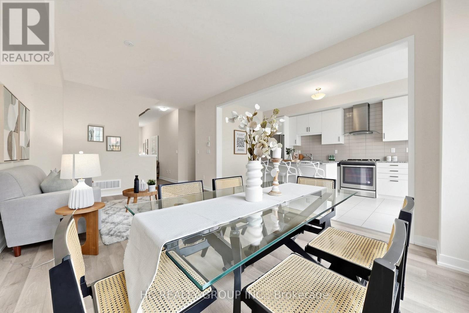 4 Sand Hill Mews, Vaughan, Ontario  L6A 4Y4 - Photo 9 - N13240230