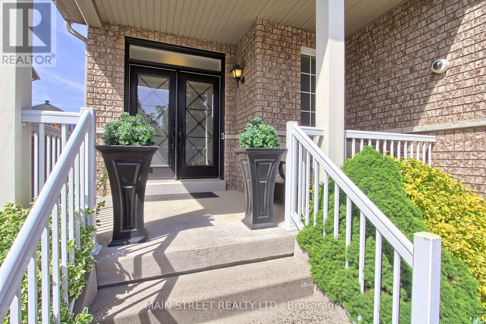 14 Reginald Lamb Crescent, Markham, Ontario  L6B 0B5 - Photo 4 - N13240244