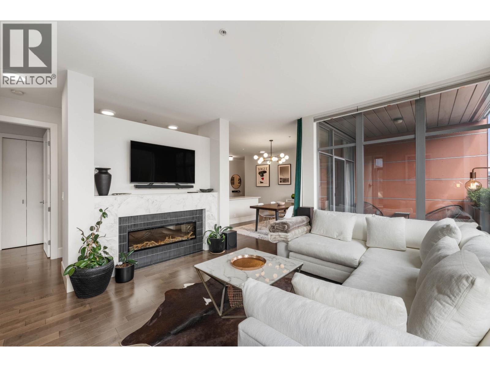 204 2108 W 12th Avenue, Vancouver, British Columbia  V6K 2N2 - Photo 3 - R3107164