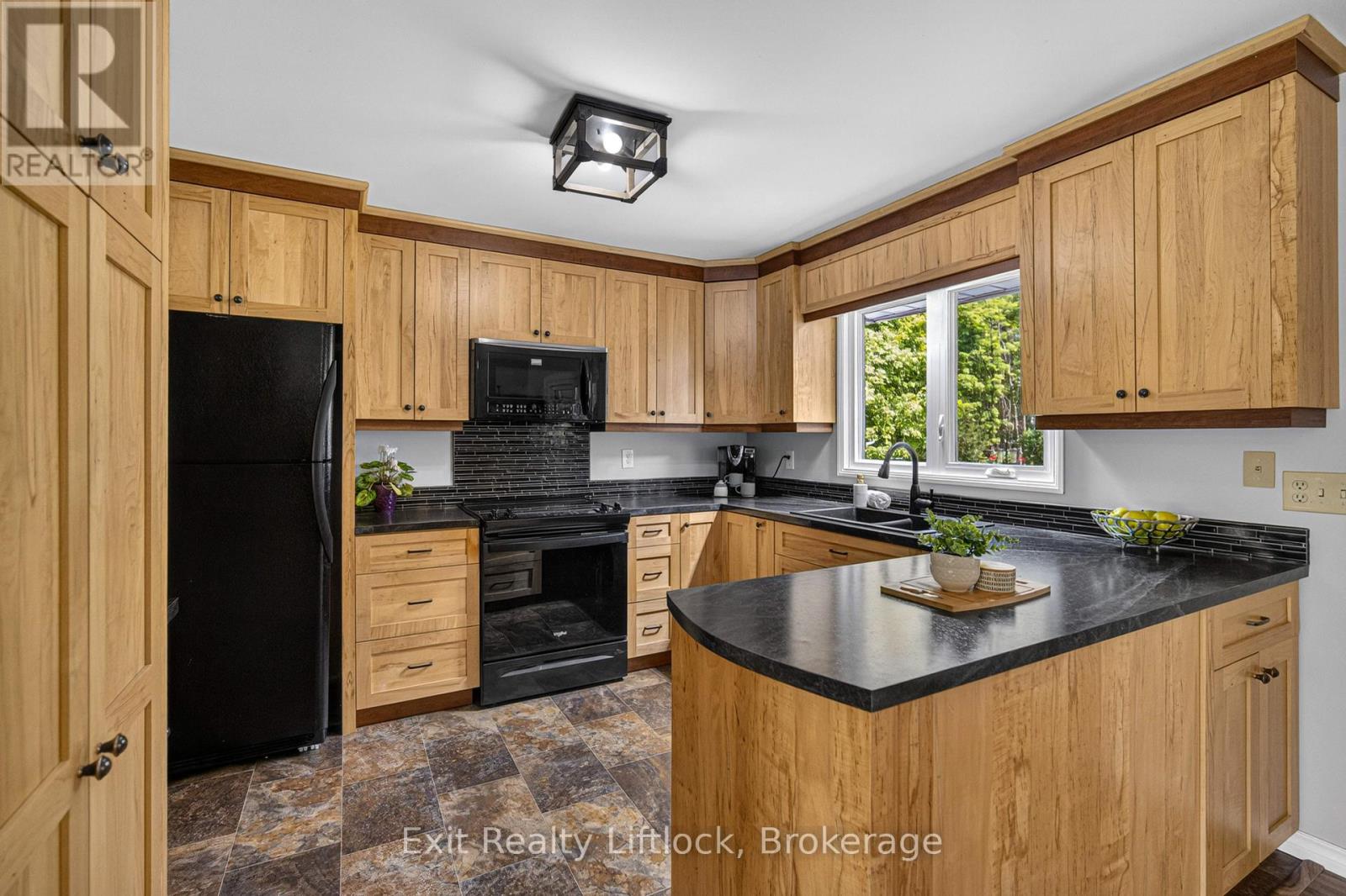 645 Birchview Road S, Douro-Dummer, Ontario  K0L 2H0 - Photo 17 - X13240282