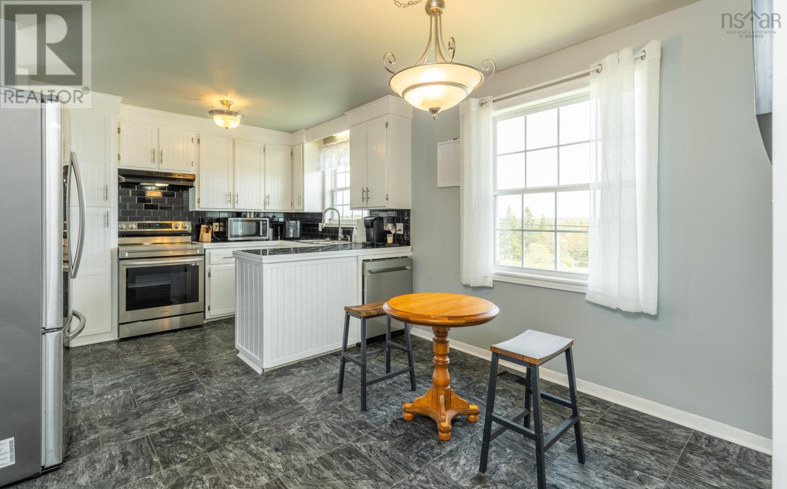 1331 Main Shore Road, Sandford, Nova Scotia  B5A 5K8 - Photo 7 - 202613178
