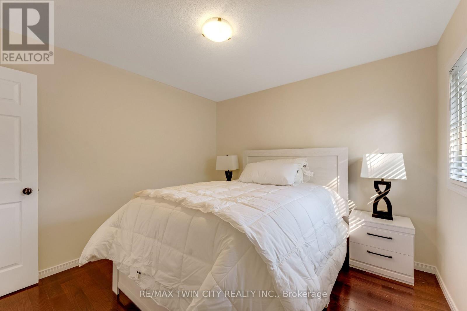 31 Parkvale Drive, Kitchener, Ontario  N2R 1Z5 - Photo 36 - X13235978