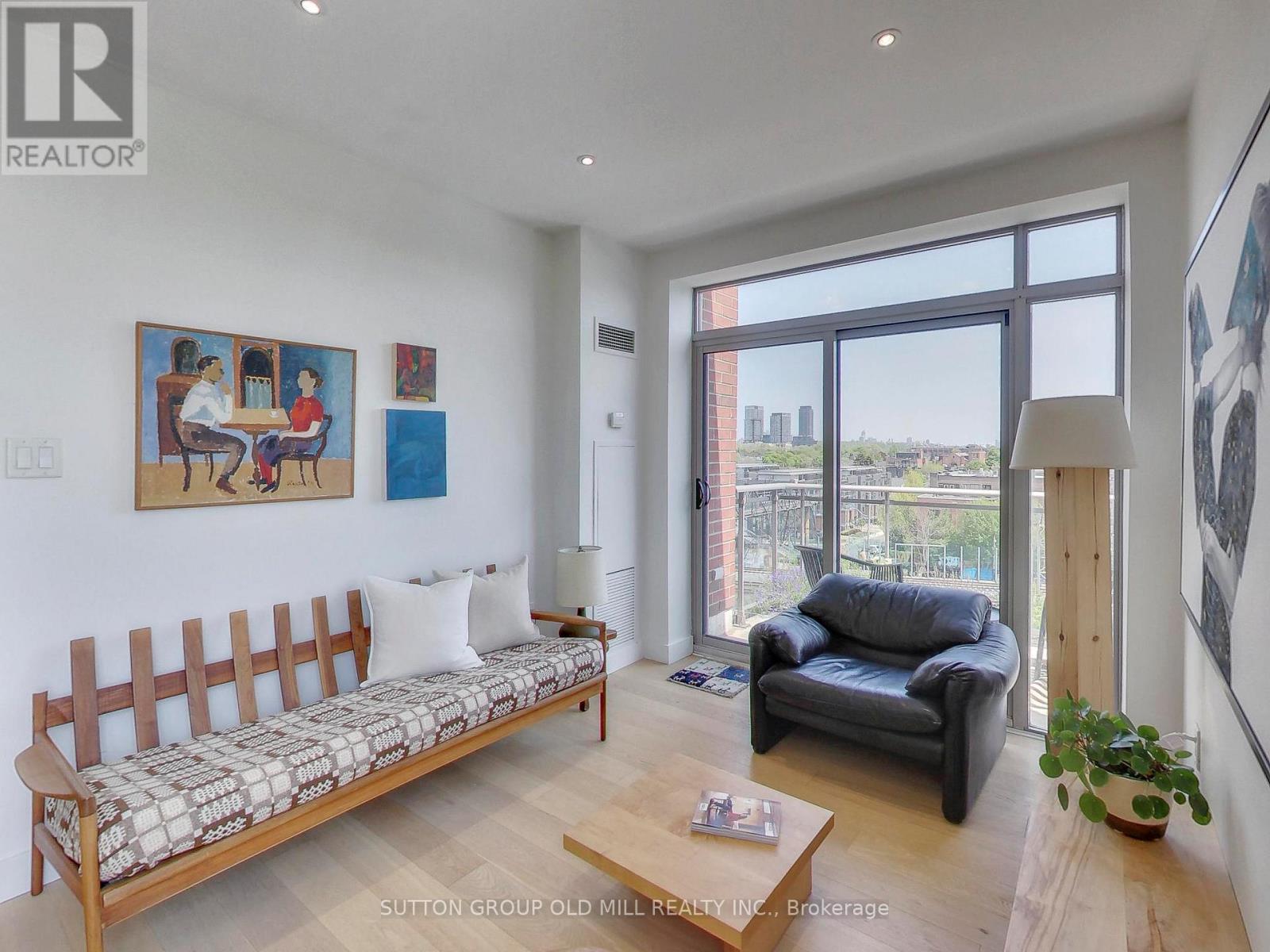 712 - 2495 Dundas Street W, Toronto, Ontario  M6P 1X4 - Photo 7 - W13239806