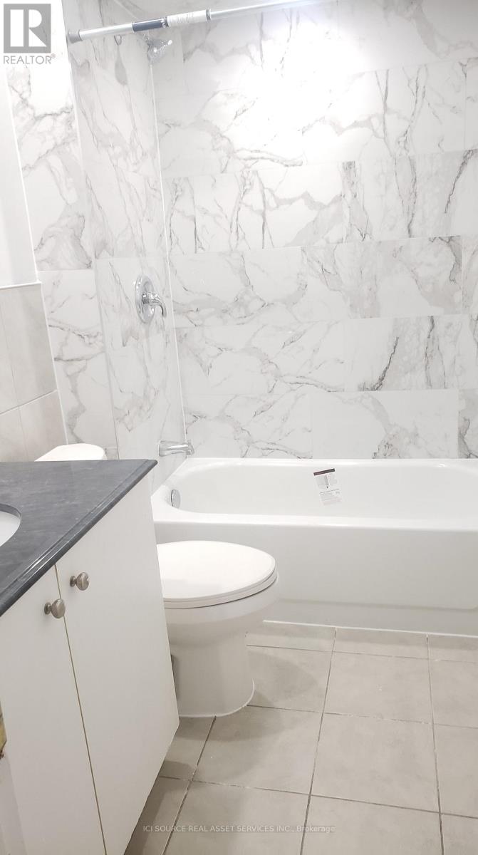 117 Firgrove Crescent, Toronto, Ontario  M3N 1K5 - Photo 10 - W13239816