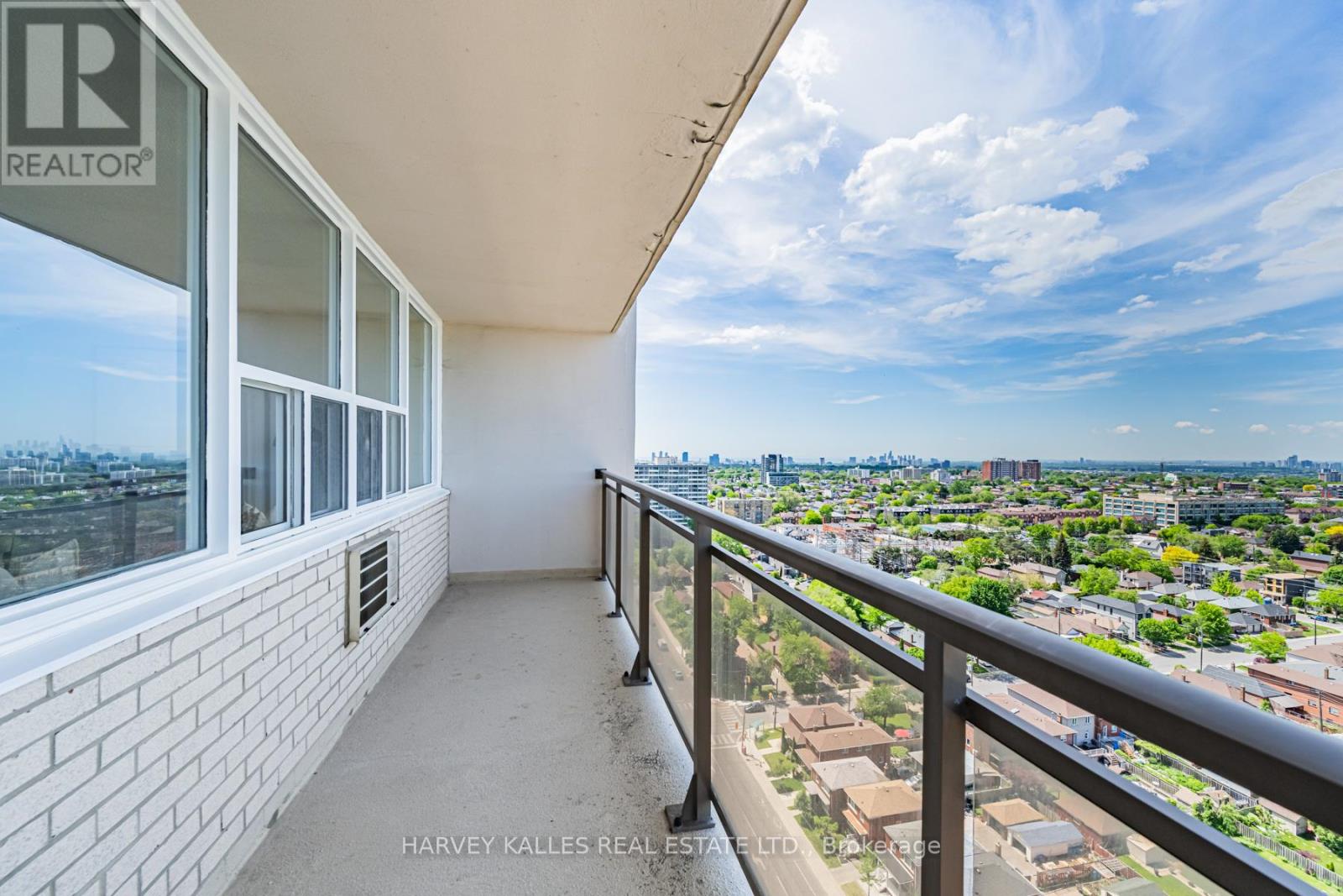 2204 - 155 Marlee Avenue, Toronto, Ontario  M6B 4B5 - Photo 21 - W13239948