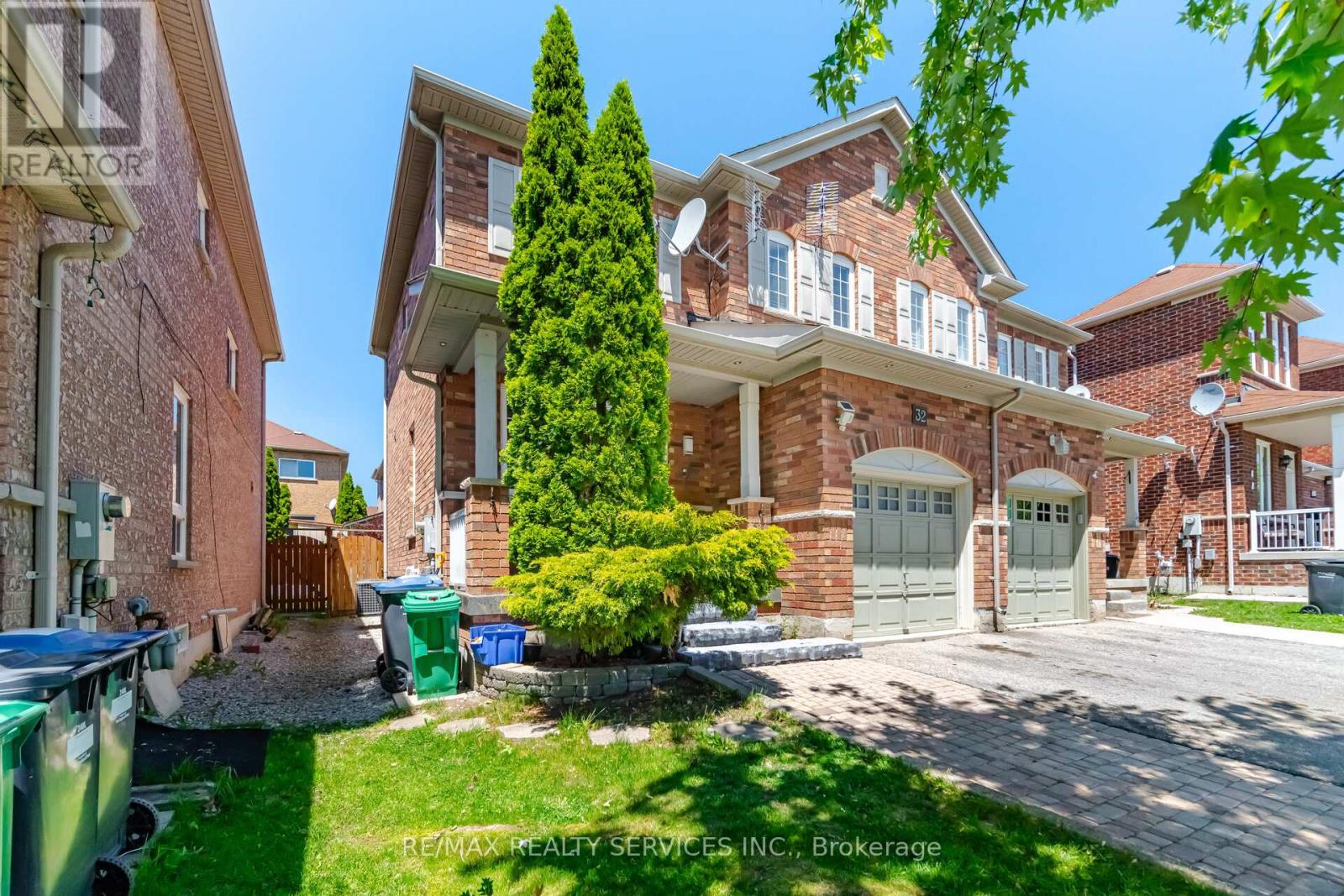 32 Ashdale Road, Brampton, Ontario  L6Y 5M7 - Photo 3 - W13239962