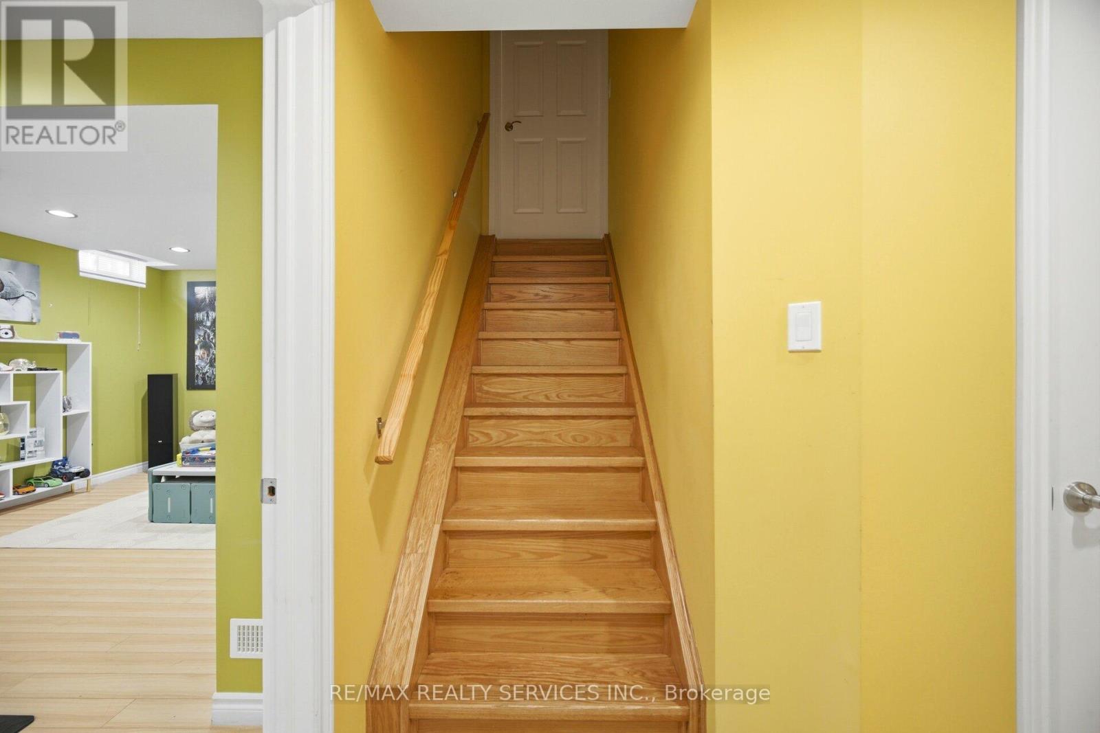 32 Ashdale Road, Brampton, Ontario  L6Y 5M7 - Photo 32 - W13239962