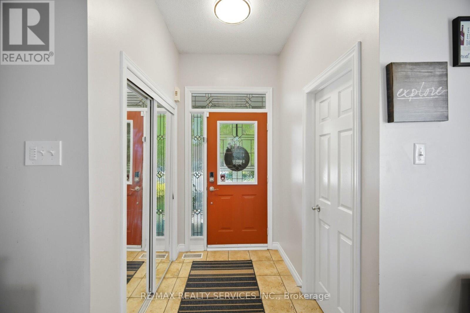 32 Ashdale Road, Brampton, Ontario  L6Y 5M7 - Photo 5 - W13239962