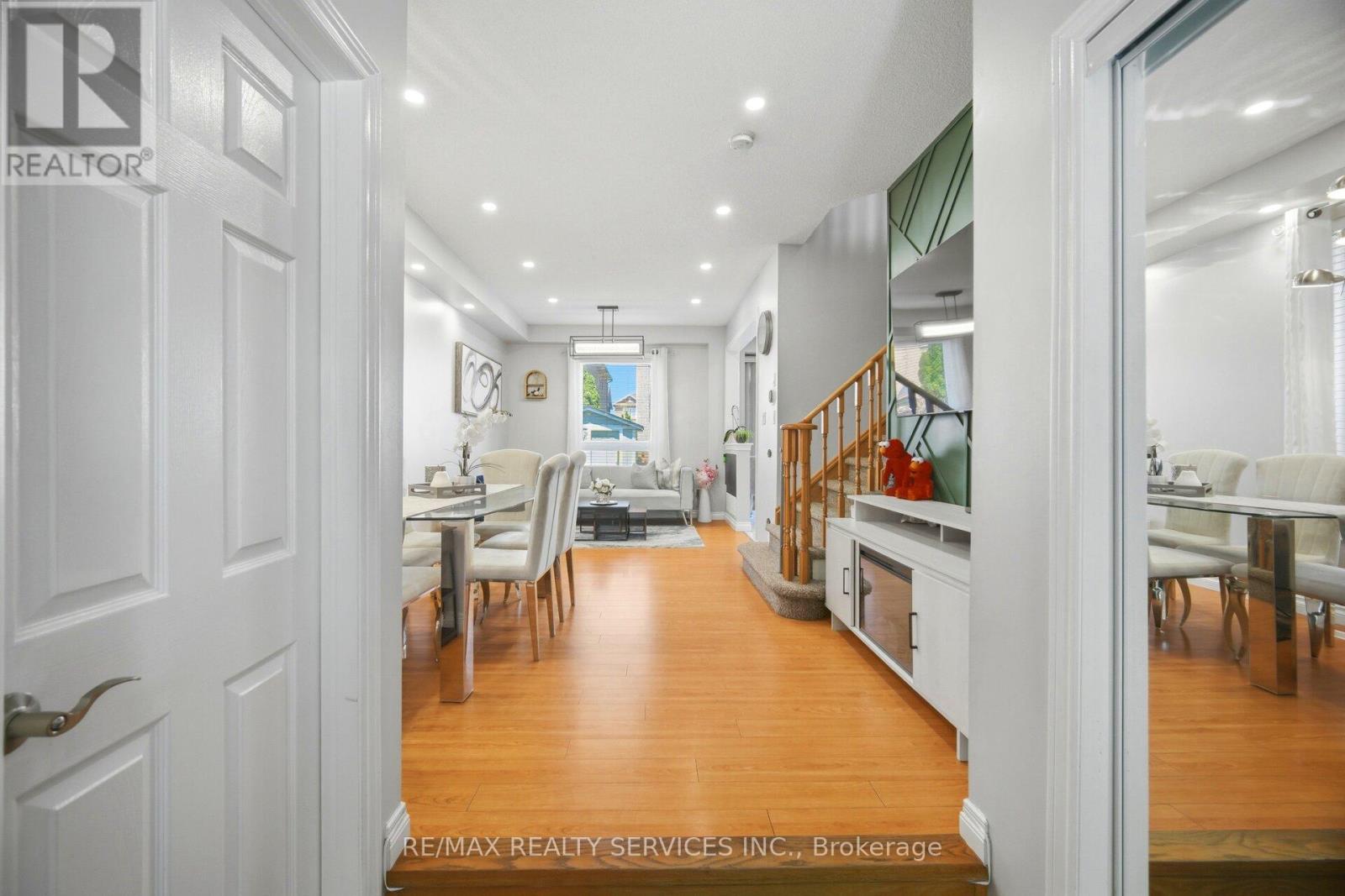 32 Ashdale Road, Brampton, Ontario  L6Y 5M7 - Photo 6 - W13239962