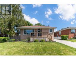 9 PRINCE CHARLES DRIVE, Halton Hills, Ontario