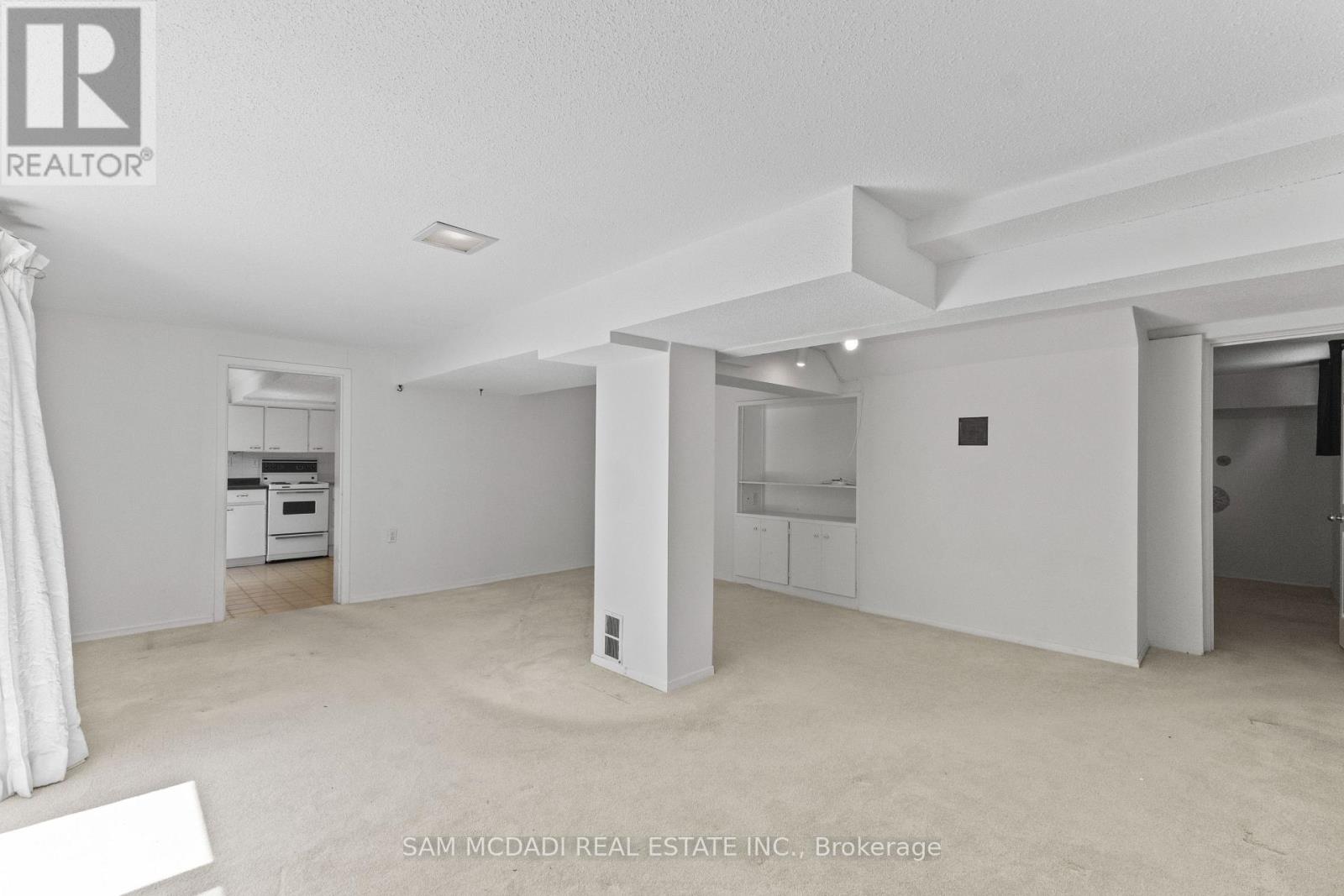 61 Chapel Street, Brampton, Ontario  L6W 2H5 - Photo 20 - W13240034