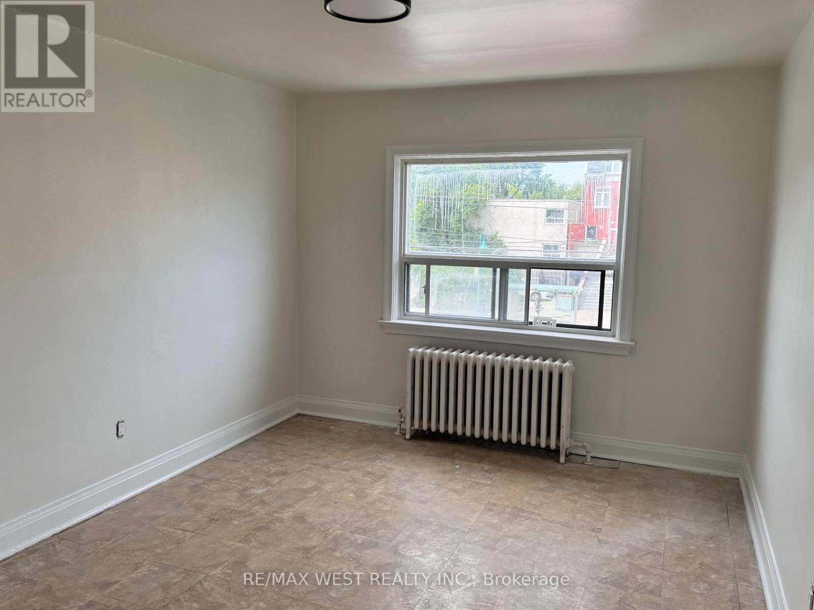 1 - 3393 Lakeshore Boulevard W, Toronto, Ontario  M8W 1N2 - Photo 5 - W13240066