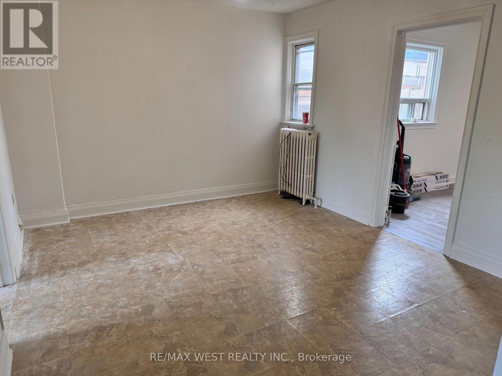 1 - 3393 Lakeshore Boulevard W, Toronto, Ontario  M8W 1N2 - Photo 7 - W13240066