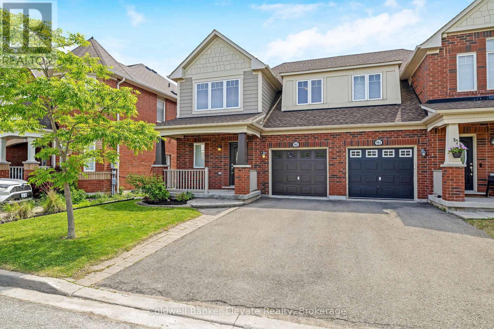 963 Mctrach Crescent, Milton (Ha Harrison), Ontario  L9T 7B9 - Photo 2 - W13240236