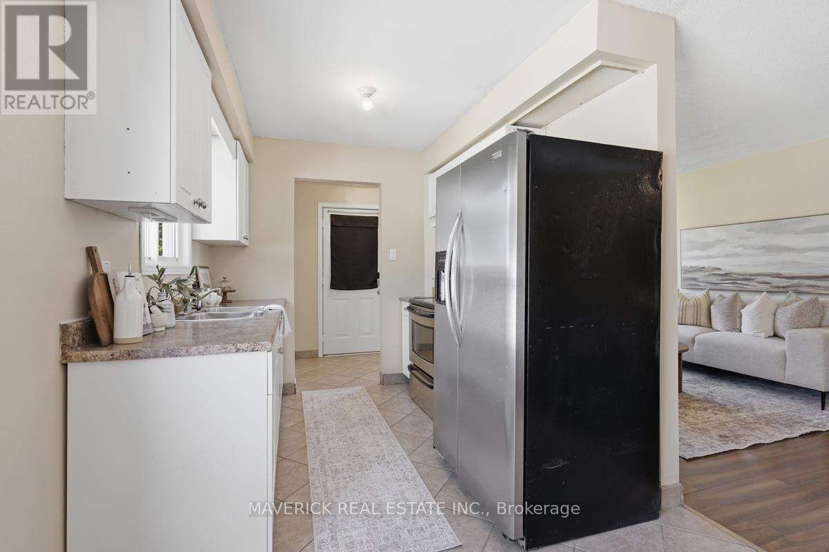315 Simpson Crescent, London East, Ontario  N5V 5E1 - Photo 11 - X13240422