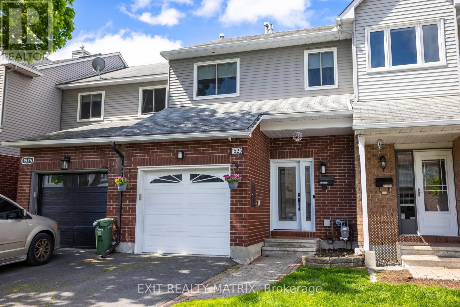 1523 BRIARFIELD CRESCENT, Ottawa, Ontario