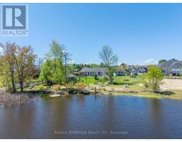 11 FAIRWAY DRIVE, Petawawa, Ontario