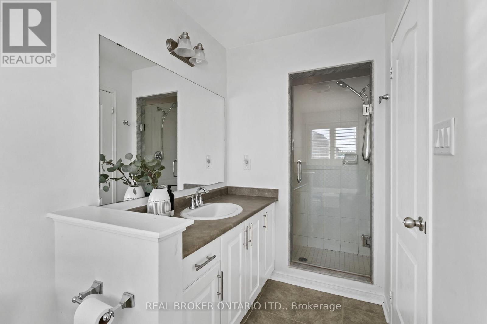 76 Sundragon Trail, Bradford West Gwillimbury, Ontario  L3Z 2A5 - Photo 36 - N13238578