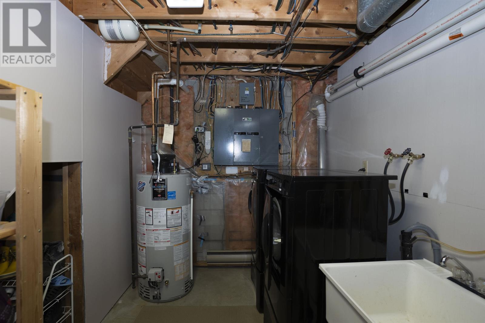 381 Hallam St, Thunder Bay, Ontario  P7A 1M2 - Photo 31 - TB2601351
