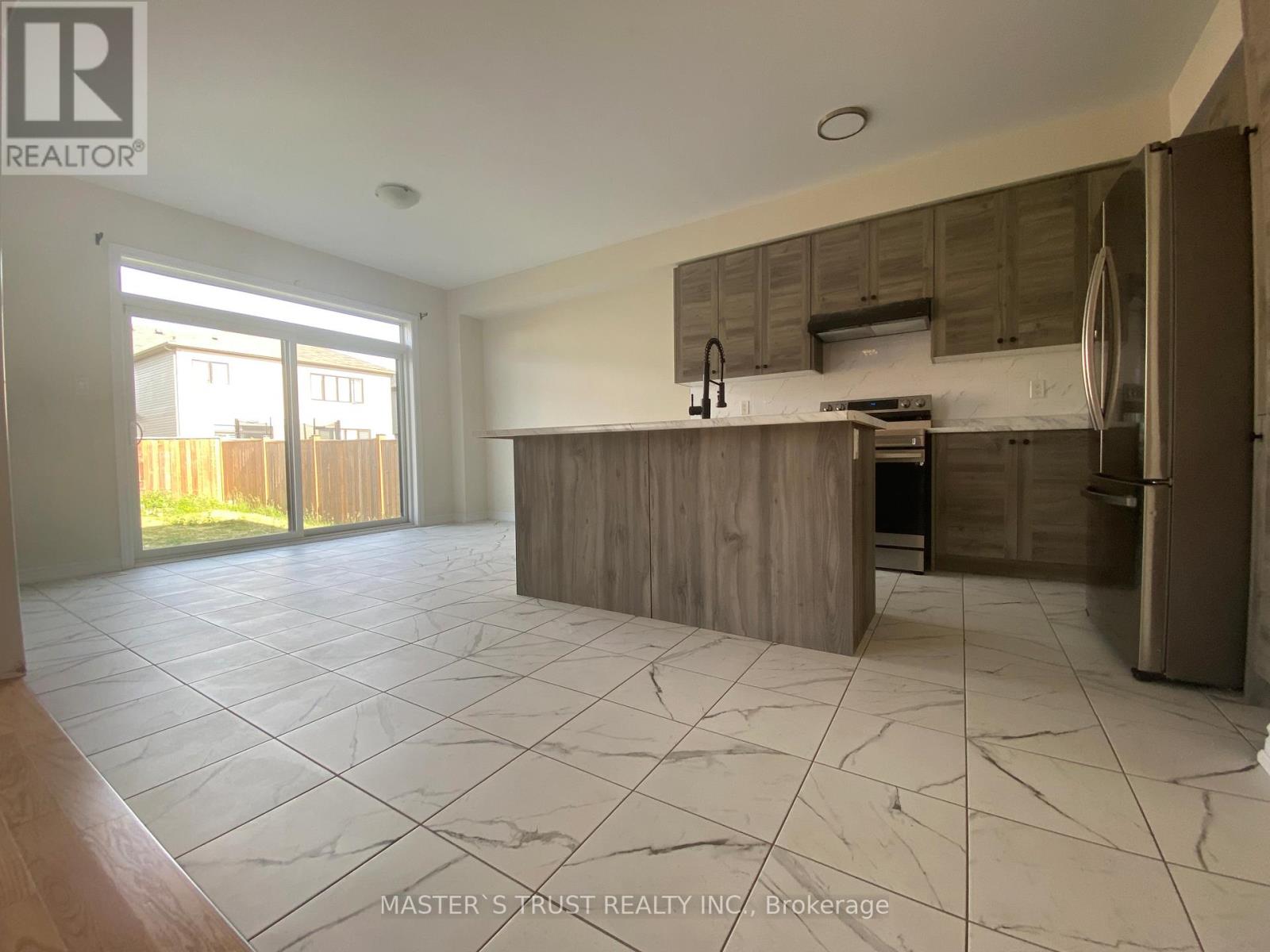 11 Victory Drive, Thorold, Ontario  L2V 0K1 - Photo 12 - X13239874