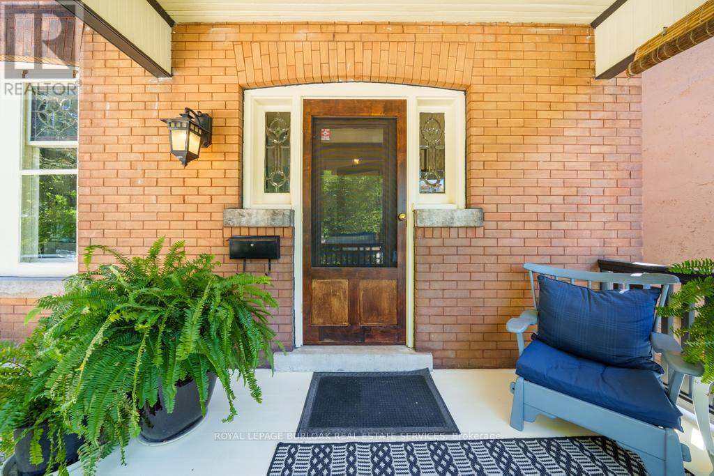35 Burris Street, Hamilton, Ontario  L8M 2J1 - Photo 5 - X13240006