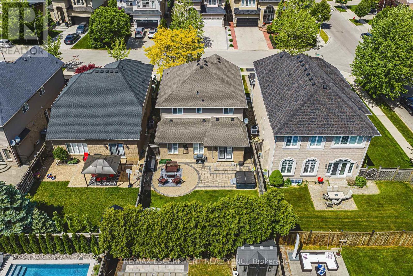 7 Camp Drive, Hamilton, Ontario  L9K 0A7 - Photo 35 - X13240060