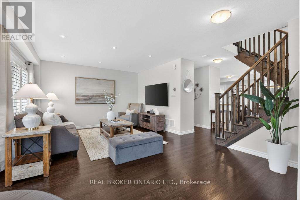 2 Kenridge Terrace, Hamilton, Ontario  L8J 0G4 - Photo 2 - X13240192