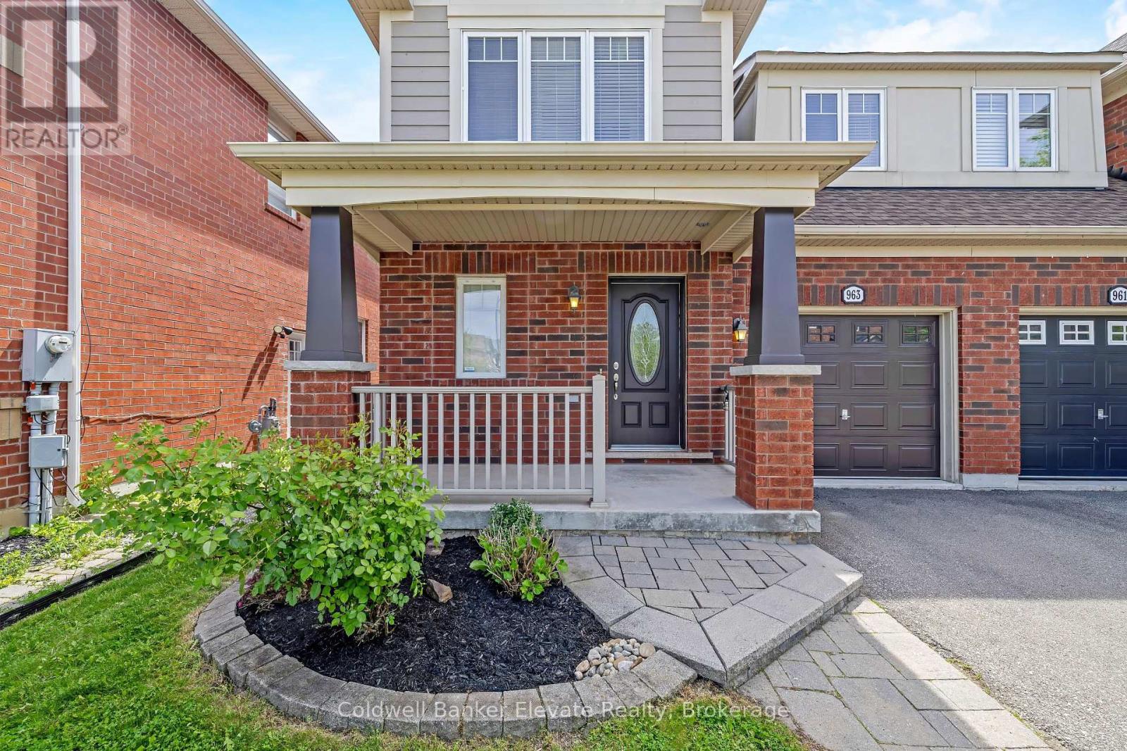 963 Mctrach Crescent, Milton (Ha Harrison), Ontario  L9T 7B9 - Photo 4 - W13240236