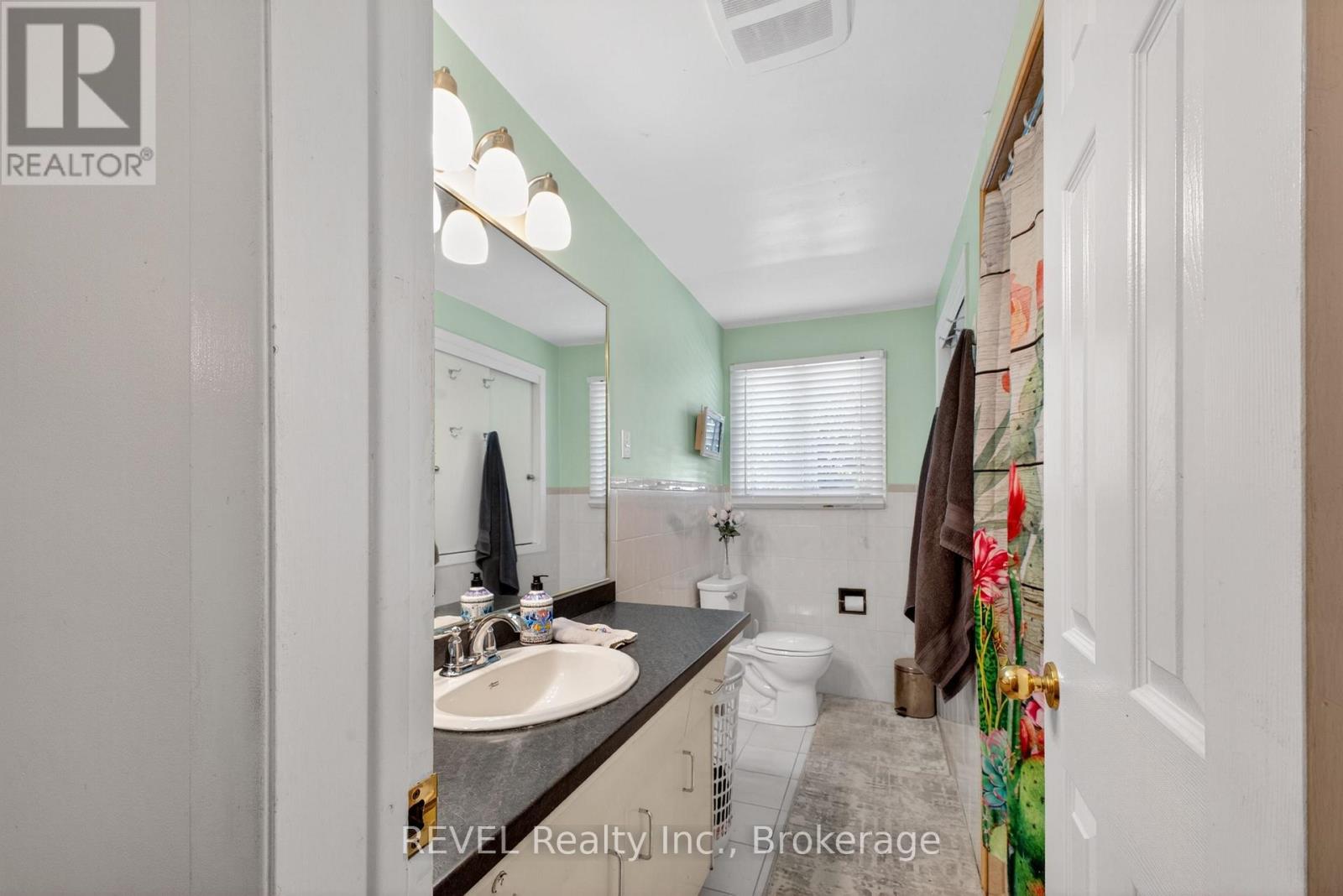 9 Rexleigh Crescent, St. Catharines, Ontario  L2N 3X7 - Photo 20 - X13240386