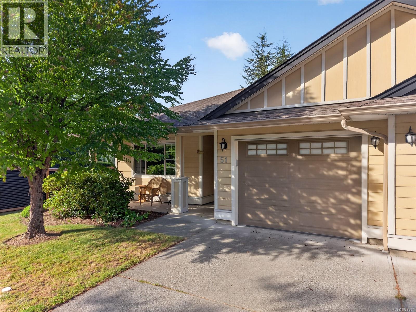 51 2728 1st St, Courtenay, British Columbia  V9N 4A4 - Photo 2 - 1039301