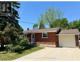 4 HURON STREET, brockton, Ontario