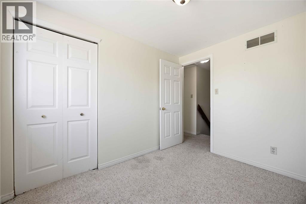 77 Finch Drive, Sarnia photo 23