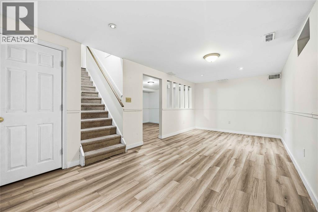 77 Finch Drive, Sarnia photo 28
