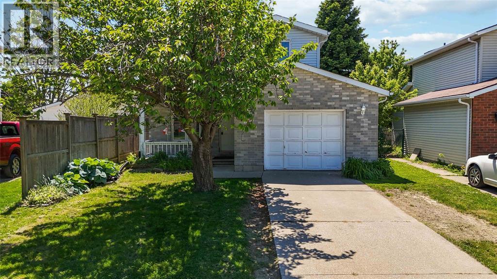 77 Finch Drive, Sarnia photo 37
