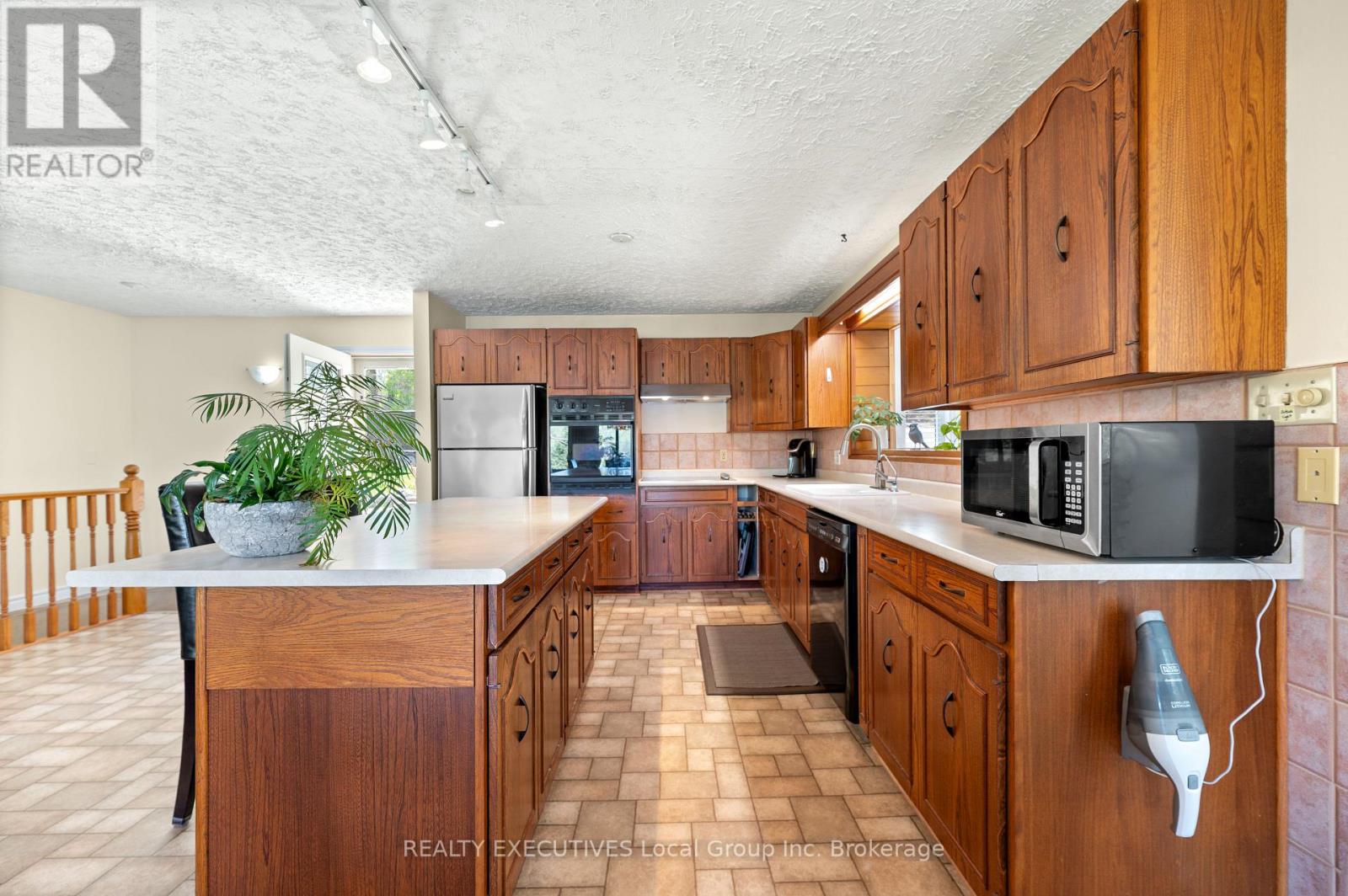 1464 Peninsula Road, North Bay, Ontario  P1B 8G4 - Photo 8 - X13240246