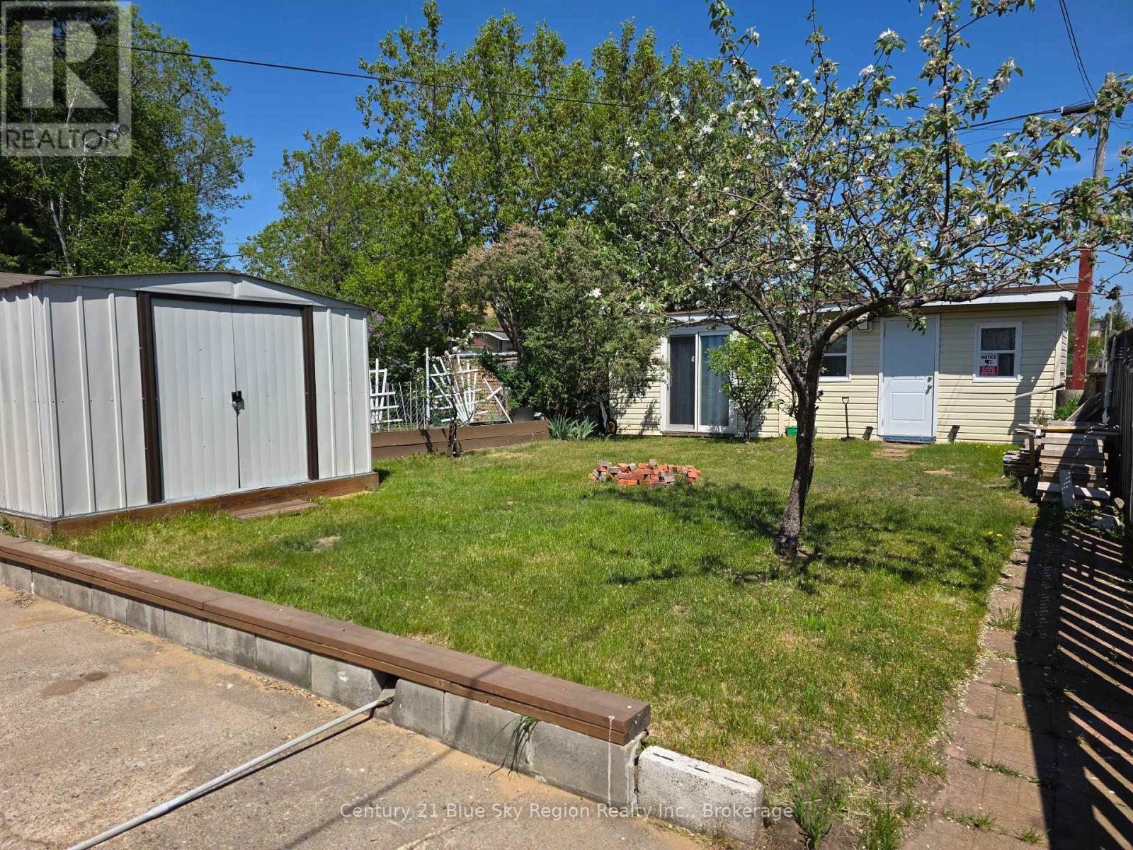 412 King Street W, North Bay, Ontario  P1B 6A2 - Photo 3 - X13240256