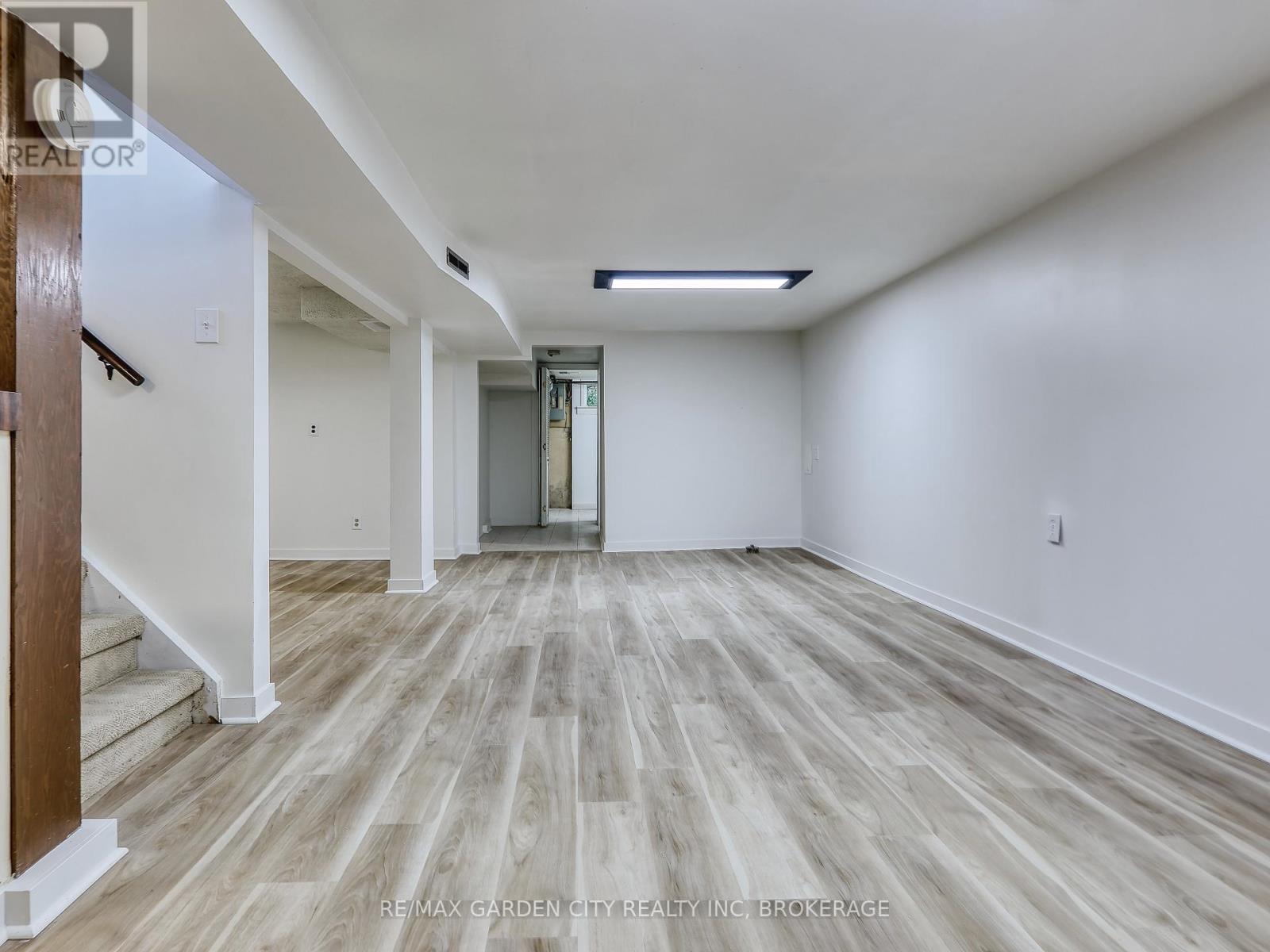 6734 O'neil Street, Niagara Falls, Ontario  L2J 1N2 - Photo 30 - X13239168