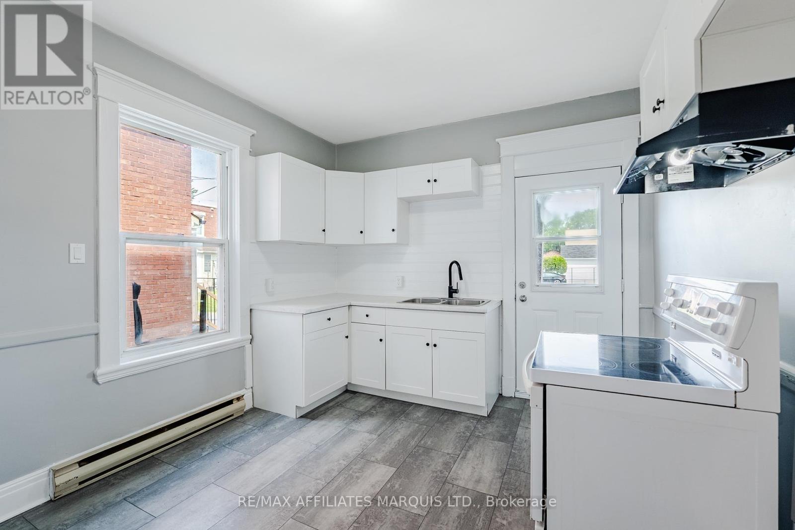 129 First Street W, Cornwall, Ontario  K6J 1C2 - Photo 12 - X13240438