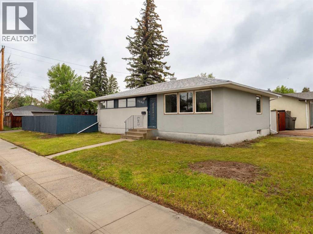 1209 31a Street S, Lethbridge, Alberta  T1K 3A1 - Photo 2 - A2316893