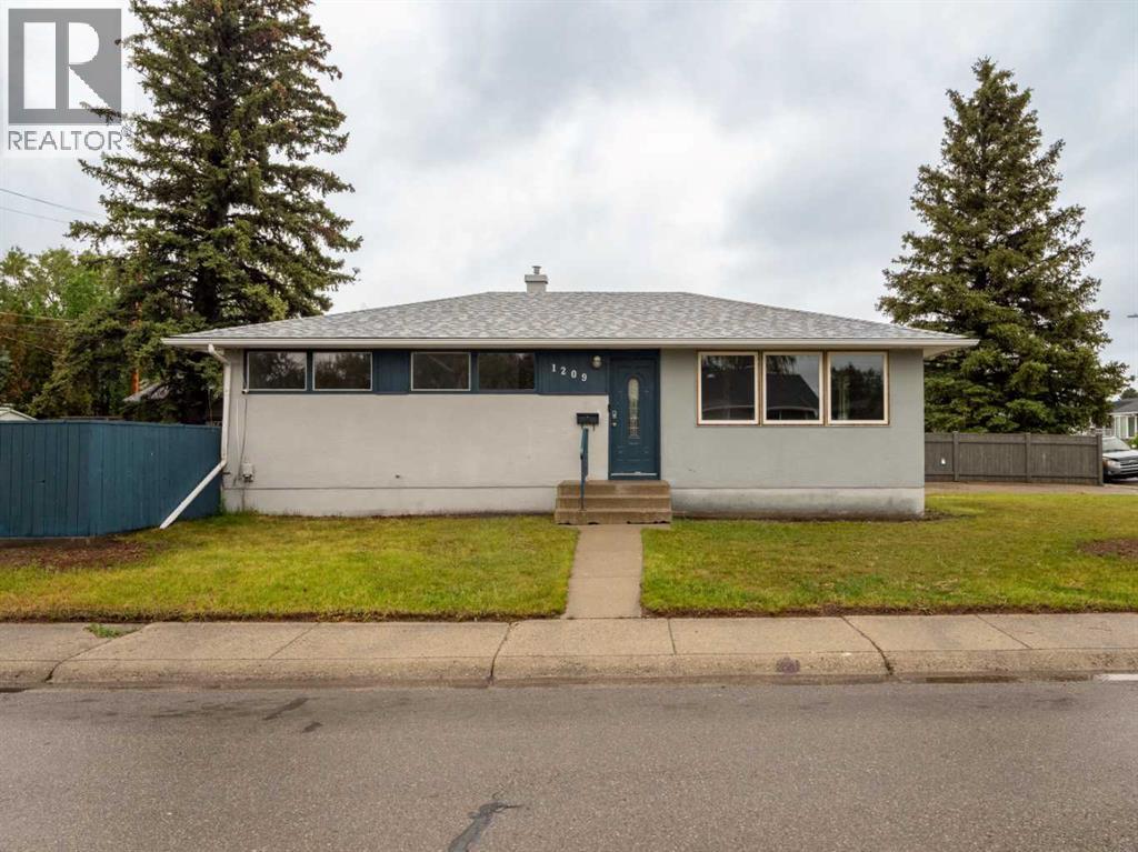 1209 31A Street S, Lethbridge, Alberta