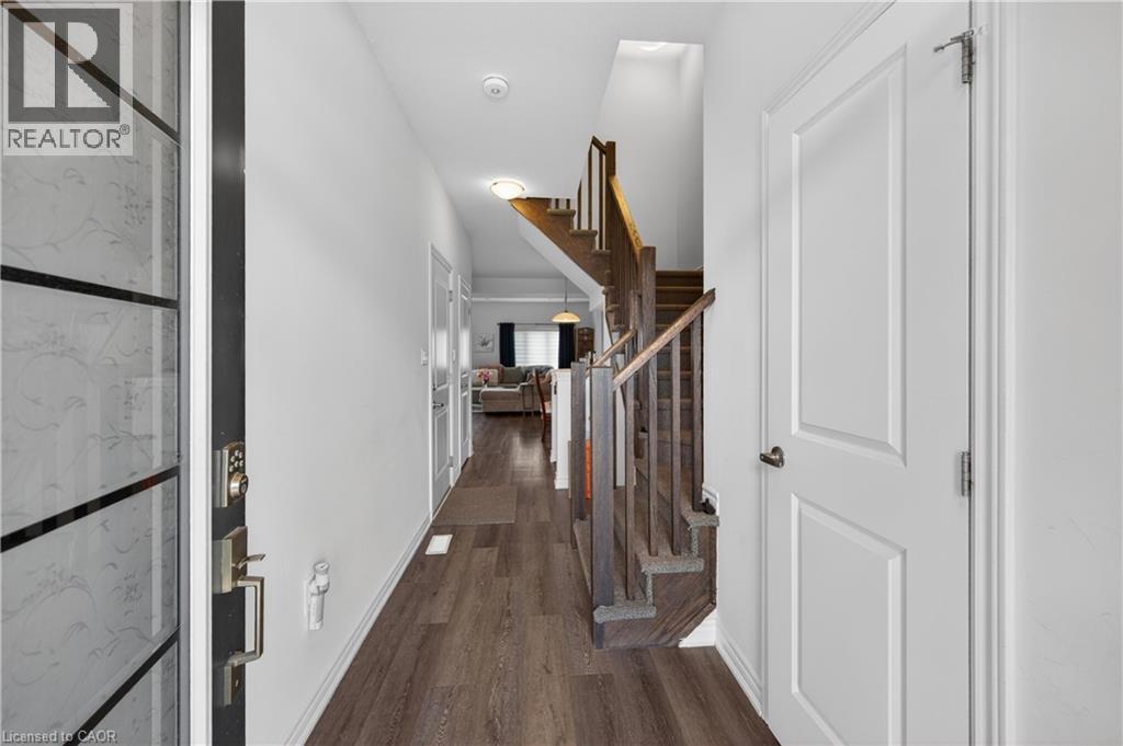 13 June Callwood Way, Brantford, Ontario  N3T 0V1 - Photo 5 - 40836558