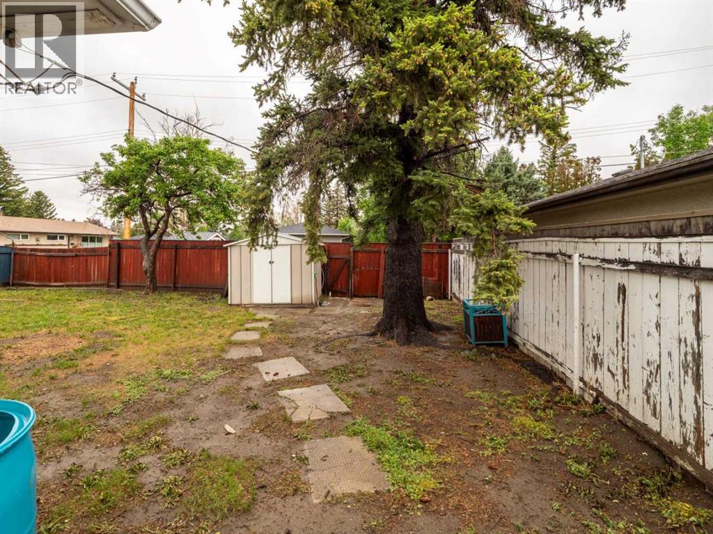 1209 31a Street S, Lethbridge, Alberta  T1K 3A1 - Photo 37 - A2316893