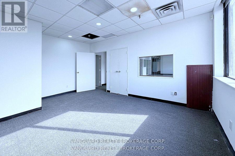 200 - 681 Rowntree Dairy Road, Vaughan, Ontario  L4L 5T9 - Photo 15 - N12887248