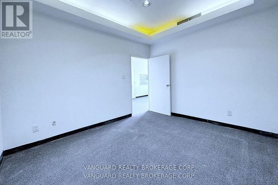 200 - 681 Rowntree Dairy Road, Vaughan, Ontario  L4L 5T9 - Photo 10 - N12887248