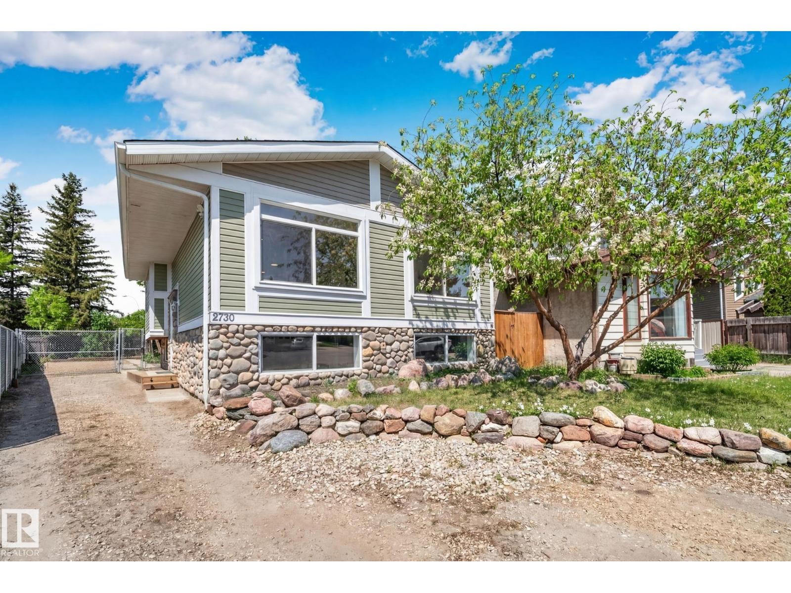 2730 138a Av Nw, Edmonton, Alberta  T5Y 1A8 - Photo 1 - E4491458